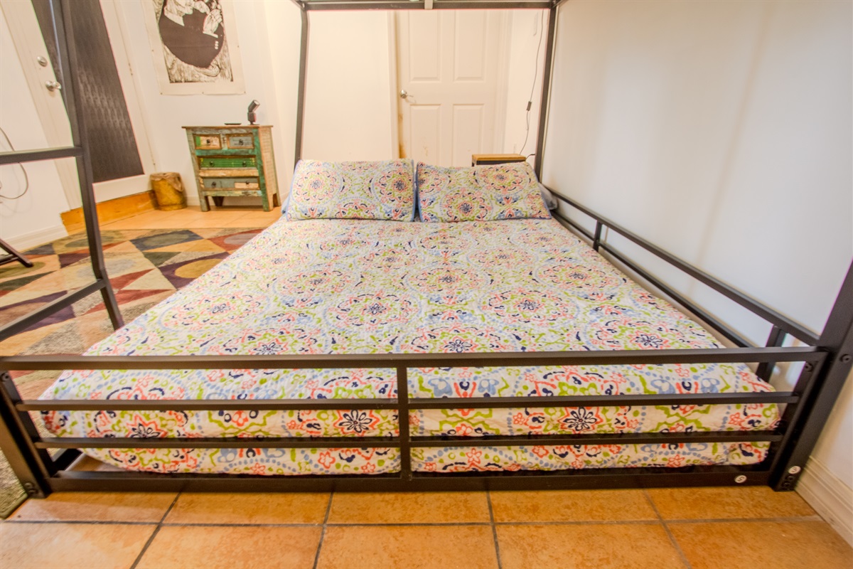 Bedroom 2 - Guest. Suite