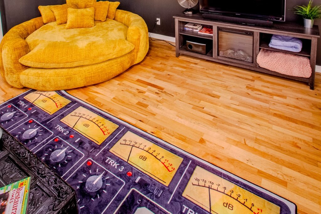 Living Room - Controll Room