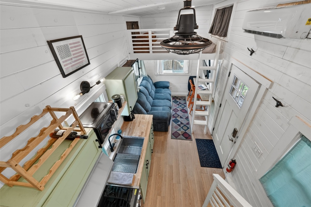 Overhead from Loft 1